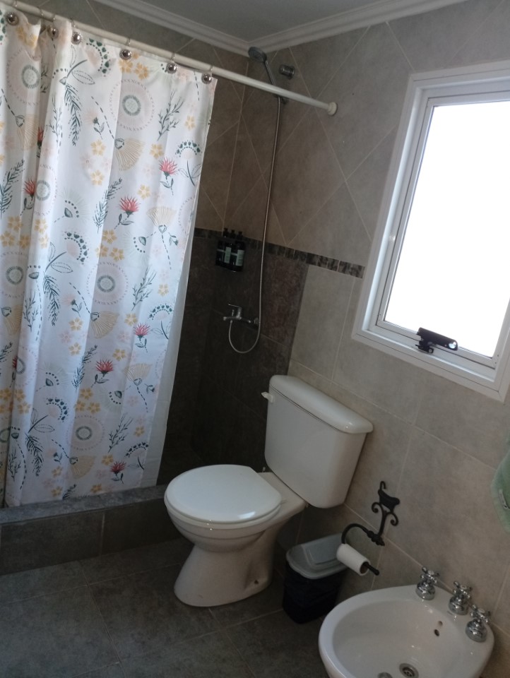 cardones - complejo de cabañas Cerro Ceferino sierra de la ventana