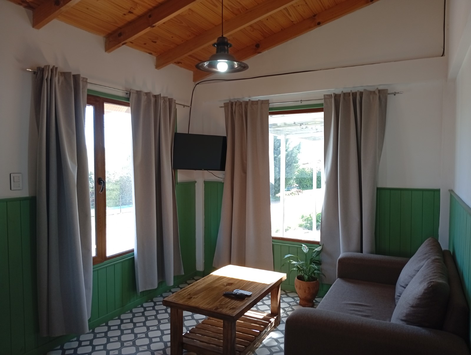 cardones - complejo de cabañas Cerro Ceferino sierra de la ventana