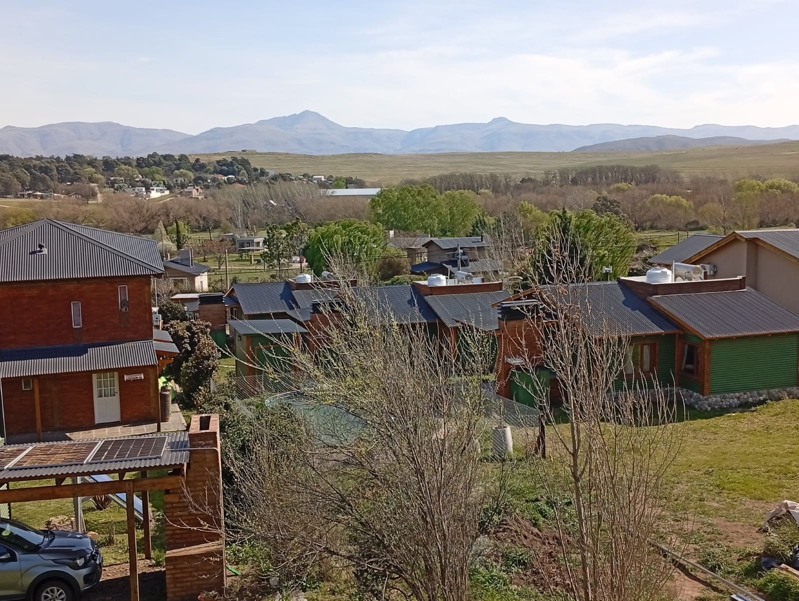 cardones - complejo de cabañas Cerro Ceferino sierra de la ventana